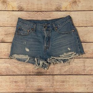 LEVI 501 SHORTS